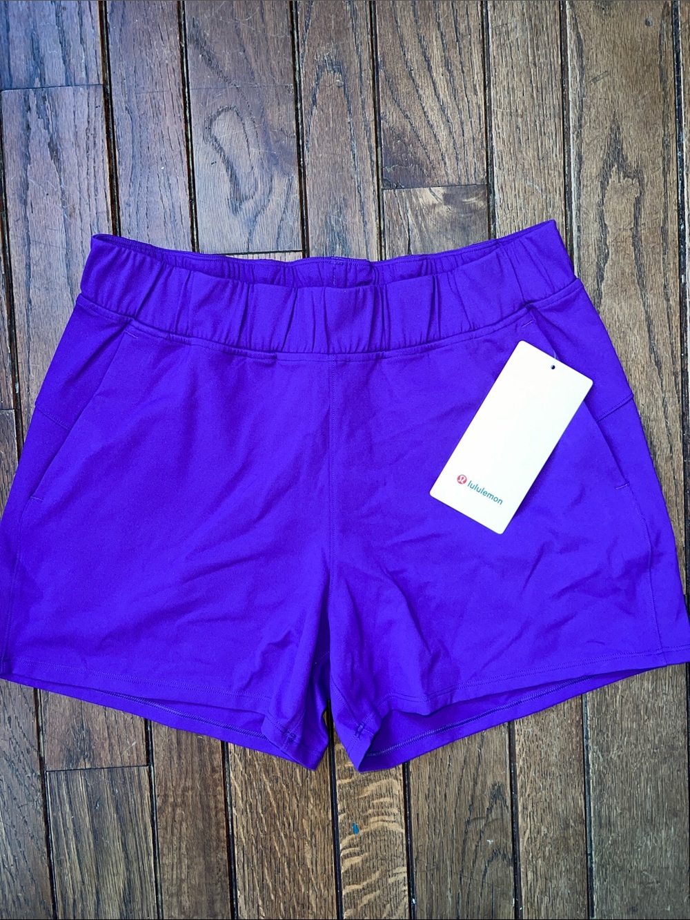 Lululemon College Purple Luxtreme Slim Fit Pull On Shorts w/ Pockets Size 6 NWT